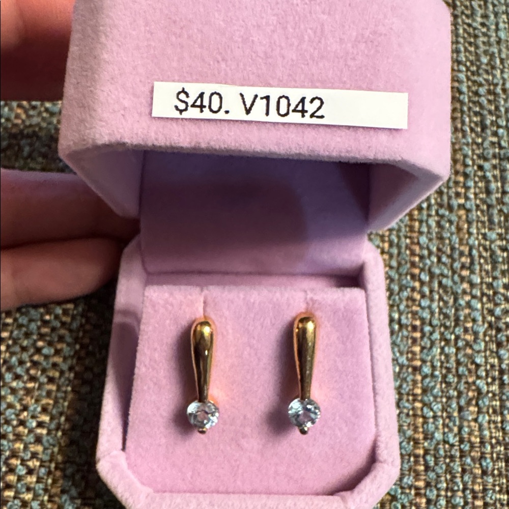 3081 Swarovski Crystal Elements Post Earrings - image 3